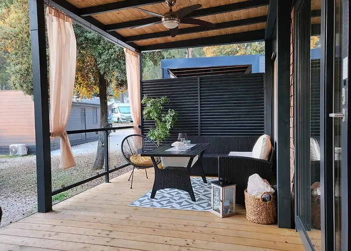 Mobile Home Kailani Nr 121, Camping Porton Biondi